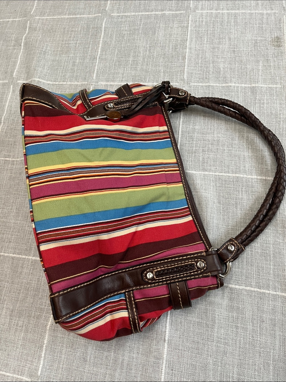 VINTAGE Fossil Multicolor Striped Canvas Shoulder Bag with Brown Leather Trim - Picture 2 of 10